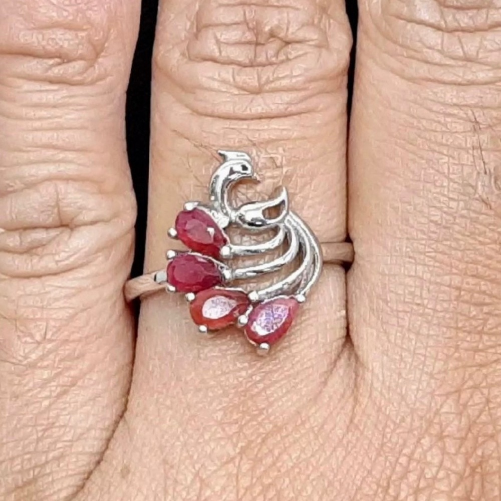 New Amazing 1.25ctw Ruby  Size: 6 Stertimg Silver!